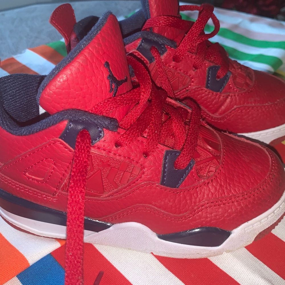 Jordan Retro 4